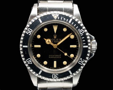 rolex submariner 5513 vs 114060|rolex 5513 gilt dial.